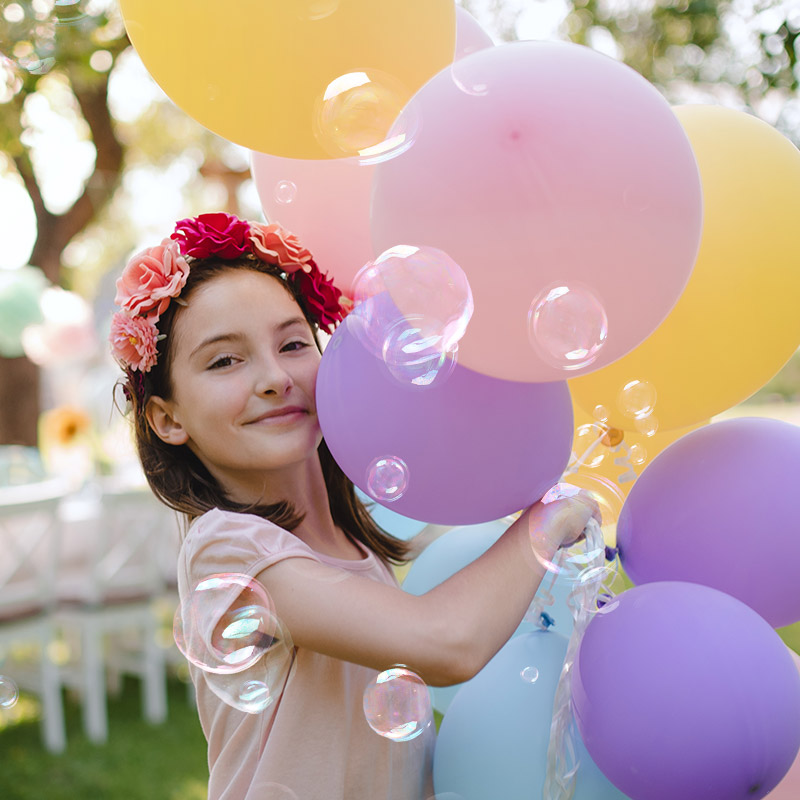 BOLLE DI SAPONE: UN GADGET IMMANCABILE PER LA FESTA DI COMPLEANNO